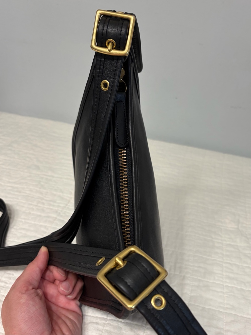 Vintage Coach Janice’s Legacy Bag (#9950) Black Leather with Brass Hardware - Picture 9 of 14
